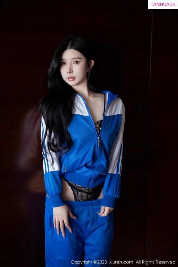   [XiuRen]高清写真图 2023.04.28 No.6660 林珊珊 运动服美腿第20张图片